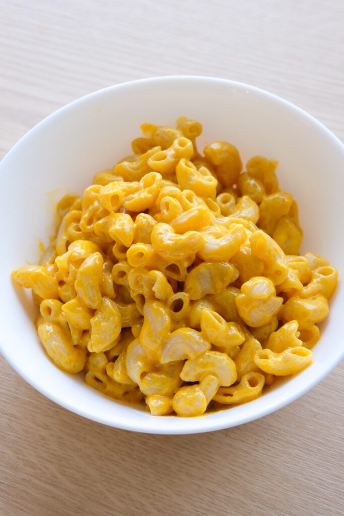 Daiya Deluxe Cheezy Mac Cheddar Style Review